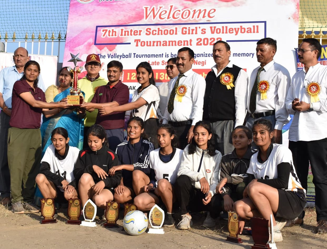 Navyug girl students won volleyball competition for the second time