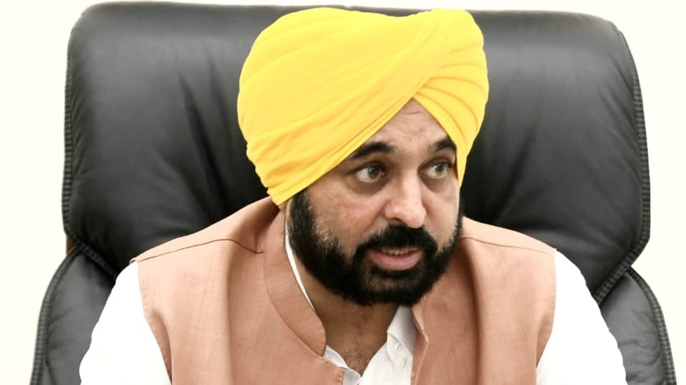 Punjab govt will takes strict action against educational institutions who impose fine for speaking Punjabi