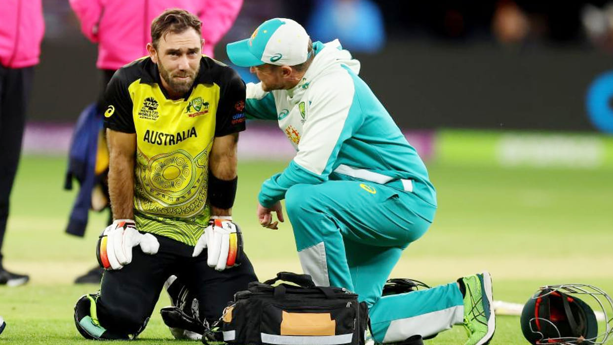 Glenn Maxwell out from Australia Team after breaking leg in Birthday Party; Sean Abbott replaces for England