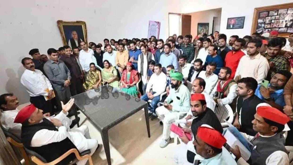 SP candidate Dimple Yadav will file nomination for Mainpuri bypoll