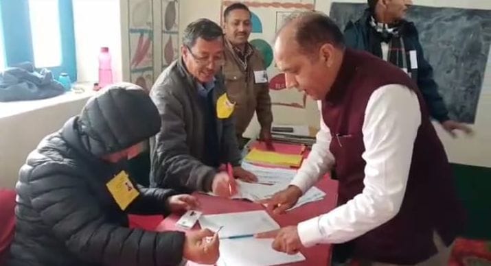 mandi news himachal news 82.39 percent polling in CM's constituency Seraj