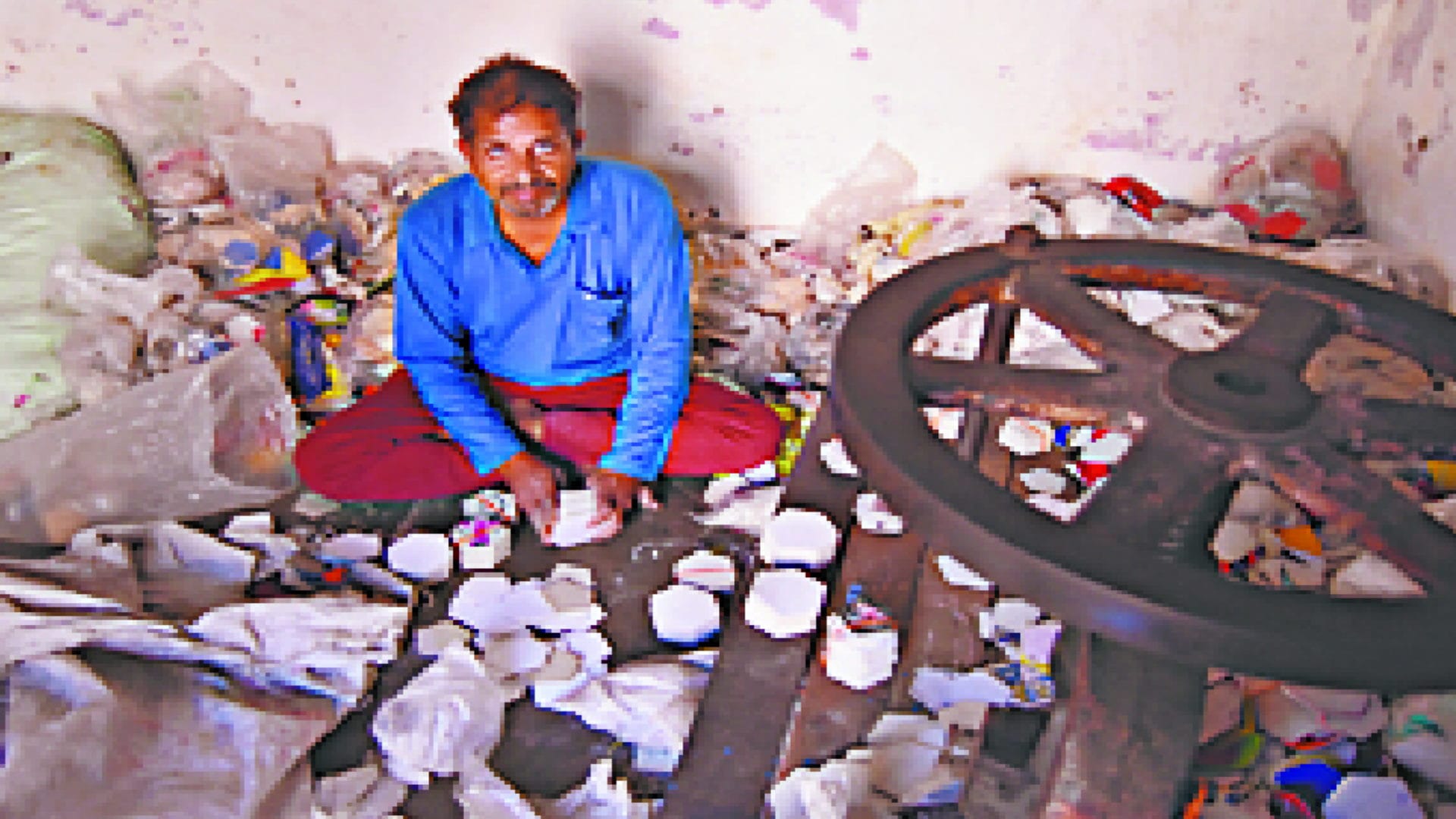 Meerut : Sisaula became a football village, women and daughters became self-dependent by stiching football