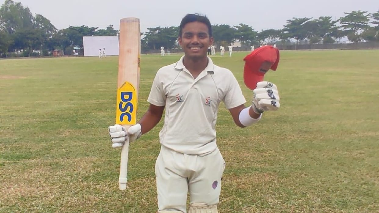 Cricketer Tanmay Manjunath scored 407 runs in 165 balls at KSCA under 16 in Shivamogga Karnataka News in Hindi