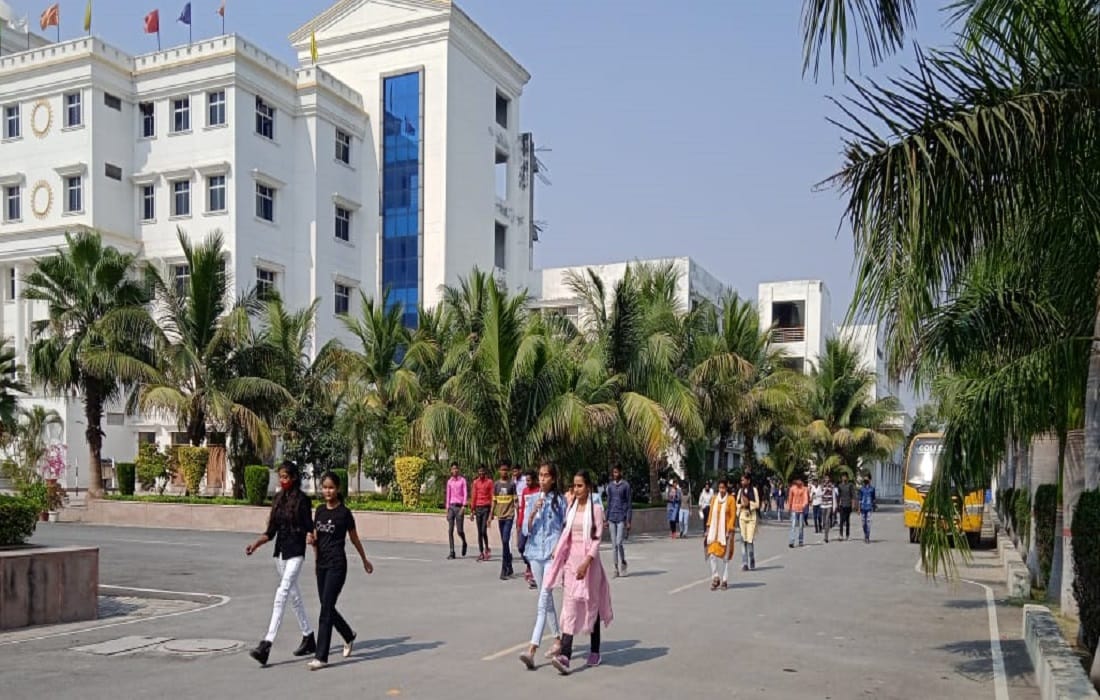 Atul Maheshwari Scholarship 2022 Exam Held In Varanasi Azamgarh Ghazipur And Sonbhadra