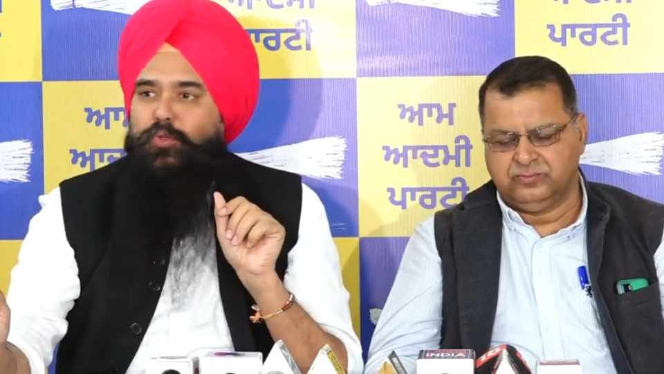 AAP said gun culture got boost in Badal and Congress government