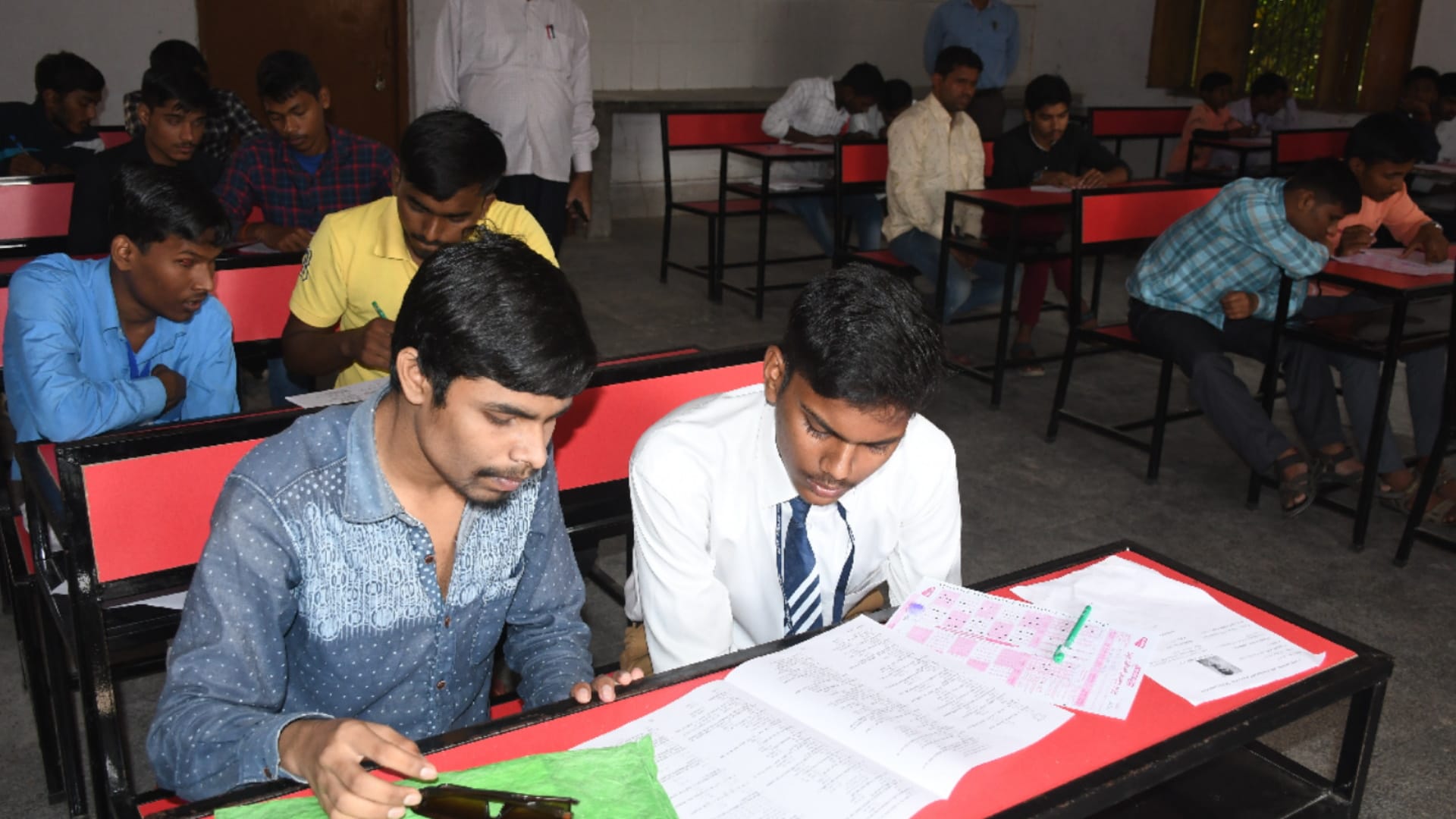 Students gathered to fulfill their future dreams from Atul Maheshwari Scholarship Examination