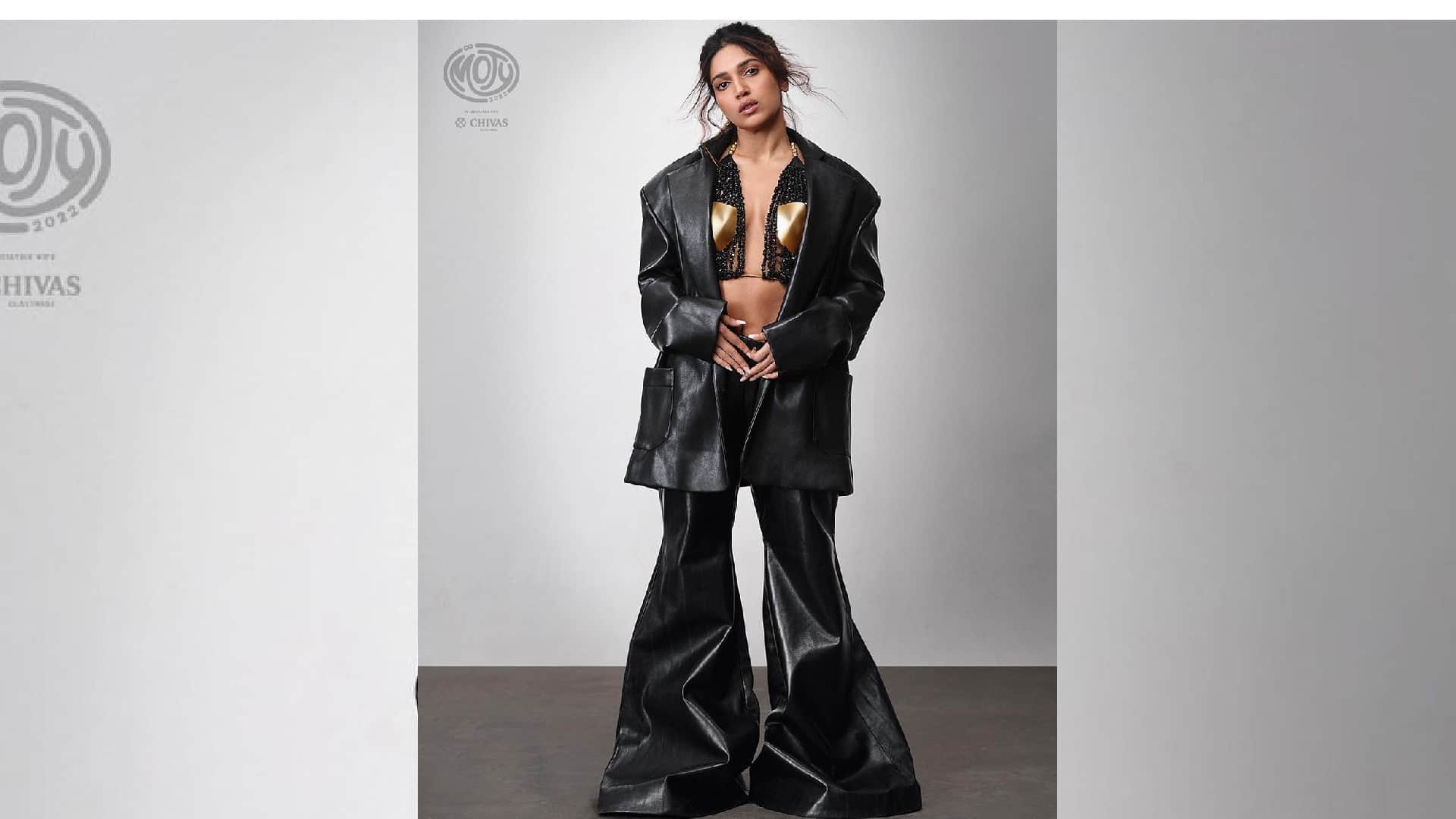 bhumi show toned abs in latest pic with gorgeous makeup skills