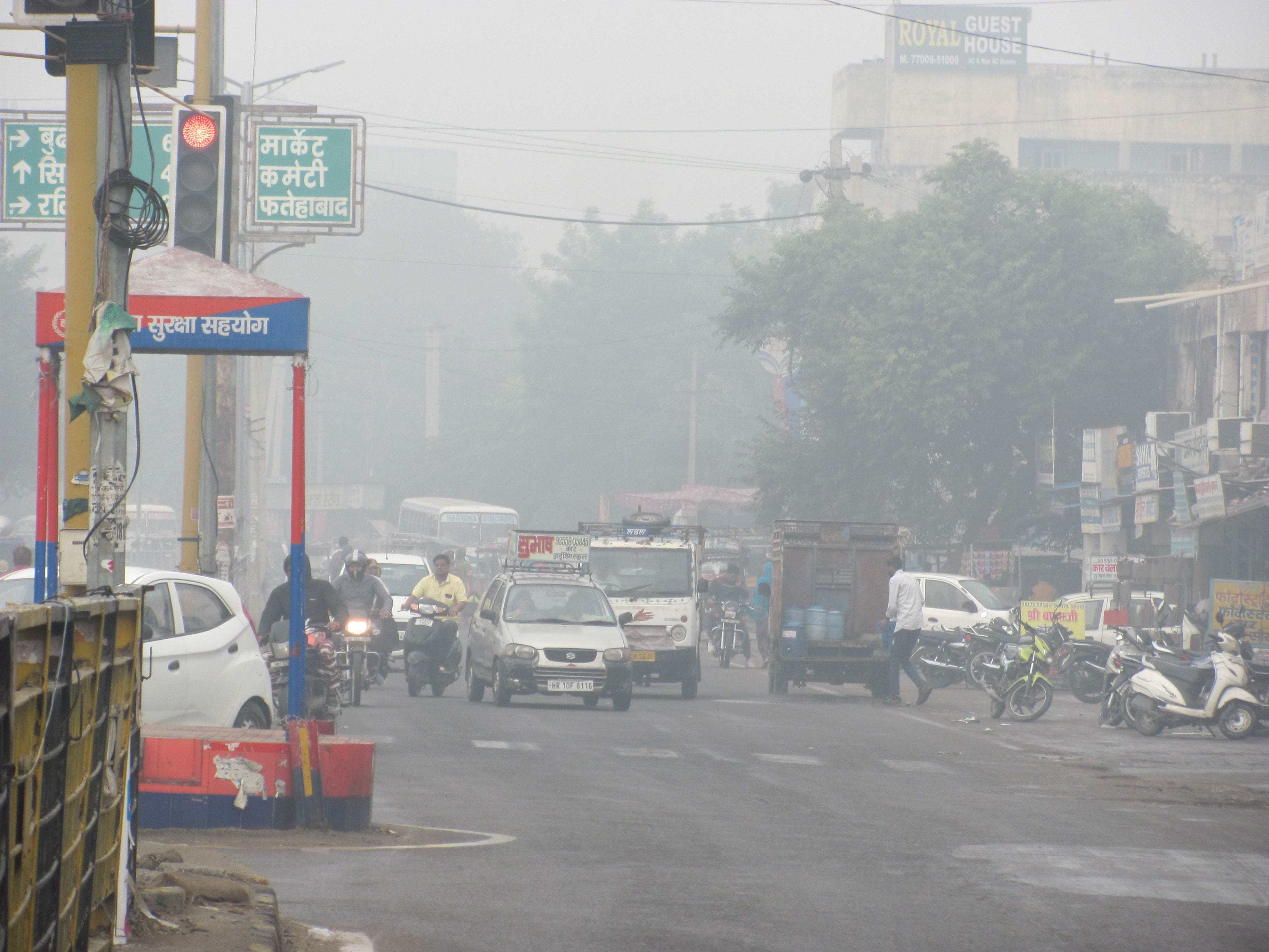 Stubble burnt in Punjab, poison mixed in the air of Fatehabad