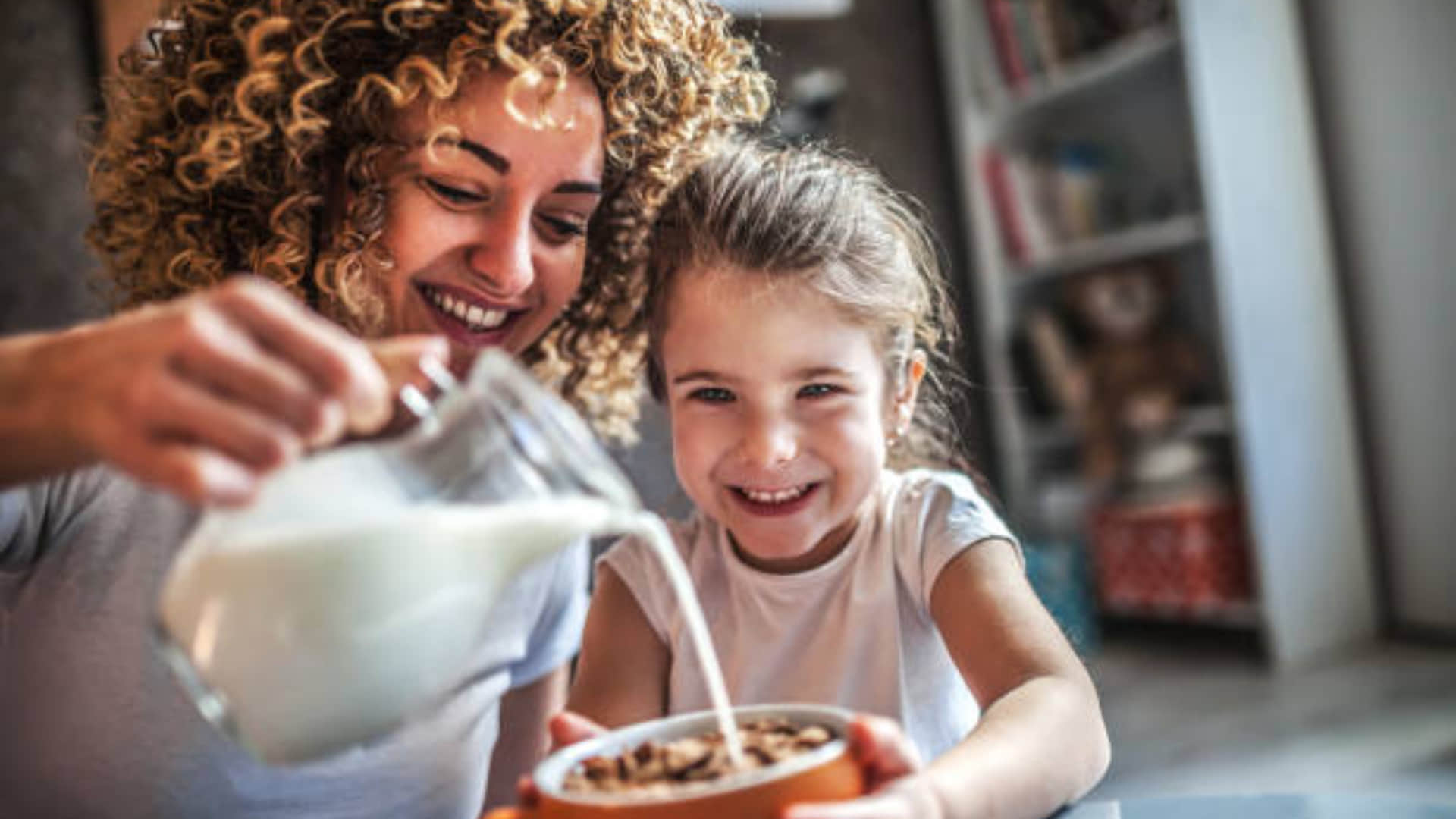 Today’s Kitchen: How to Prepare Flavour Milk for Kids Know Recipes in Hindi