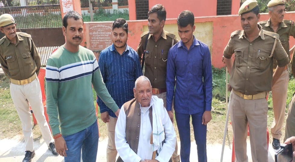 Mainpuri By-Election 2022 Saifai family Unity in name of Dimple Mulayam brother Abhayram reached mainpuri