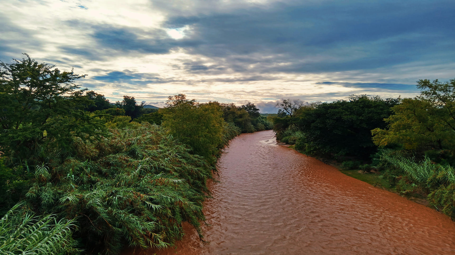 mysterious red river in peru amazes red river video goes viral on social media