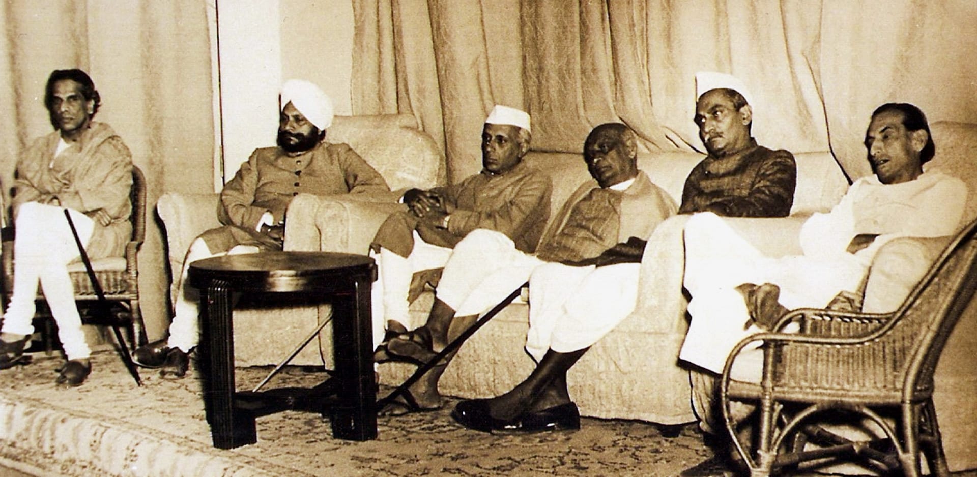 Childrens Day 2022 Jawaharlal Nehru birth anniversary Pandit Nehru Mussoorie Uttarakhand Connection