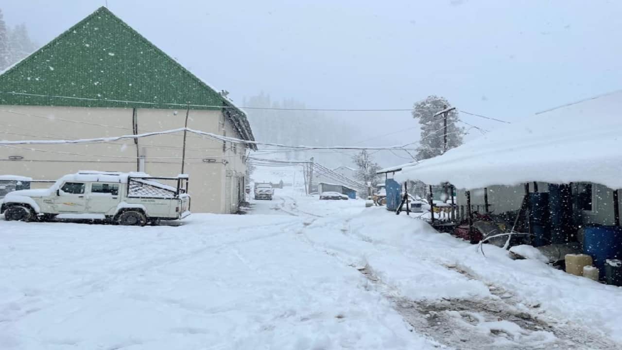 Himachal weather, First snowfall of the season in five tourist places of Himachal including Manali