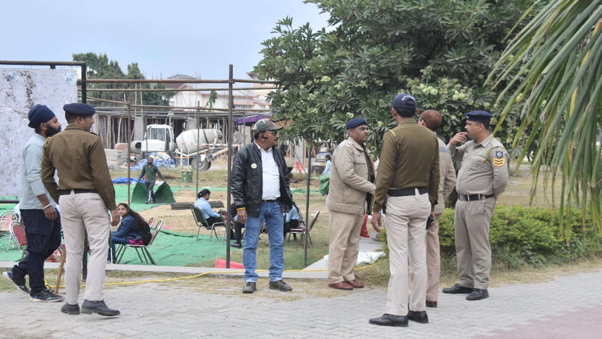 ASP reviewed the security of the strong room, gave instructions to the soldiers