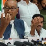 पत्रकारवार्ता मेें दिग्विजय सिंह