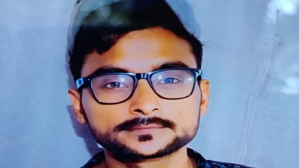 man shot dead in welcome area delhi assailant absconding