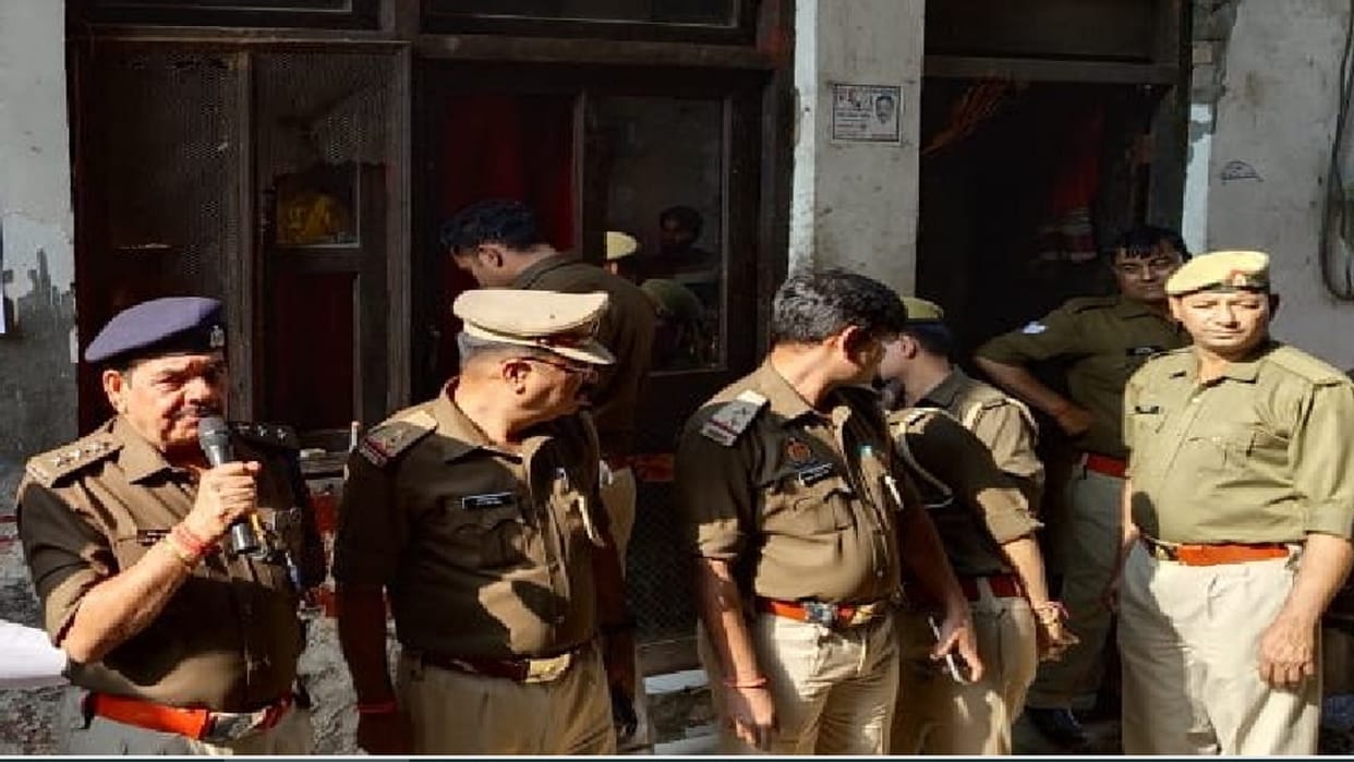 Baghpat:  property worth of Gangster 10.34 lakh attached, police sealed house