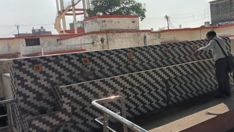 Hathras: Salt water is making sick at the city railway station