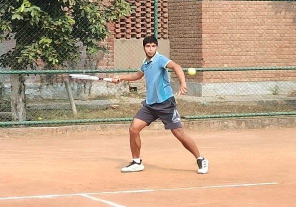 Lawn Tennis Competition: MDU in men and Delhi University team in women reached the finals