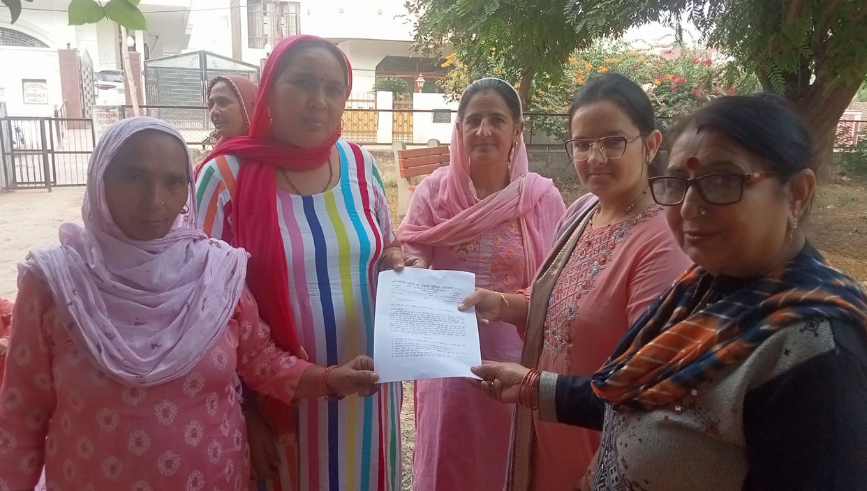 Memorandum submitted demanding reinstatement of dismissed Anganwadi workers
