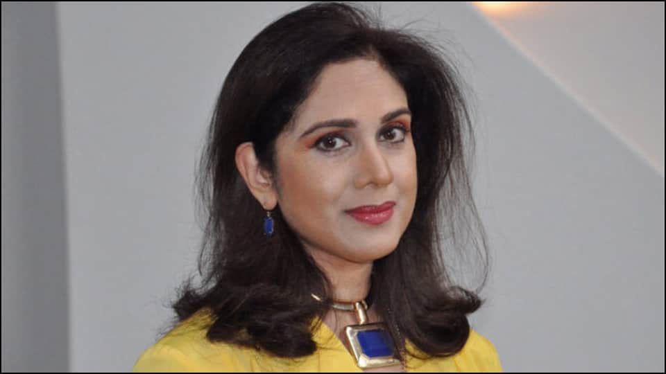meenakshi seshadri birthday special actress career struggle and know how she looks now