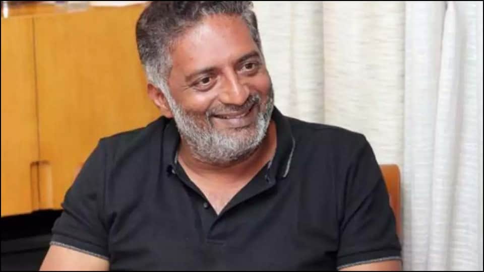 South Actor Prakash Raj vote for Karnataka assembly Elections and appeals to vote people shares his views