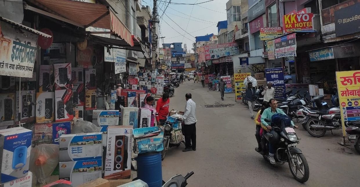 Railway road reduced from 60 to 15 feet due to encroachment, cleaning system also in bad condition