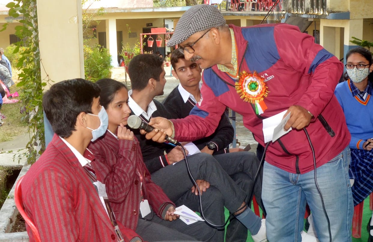 Students should adopt new techniques of science: Chandel