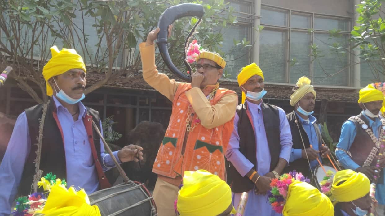 Shivraj Government will announce to implement PESA Law on tribal pride day