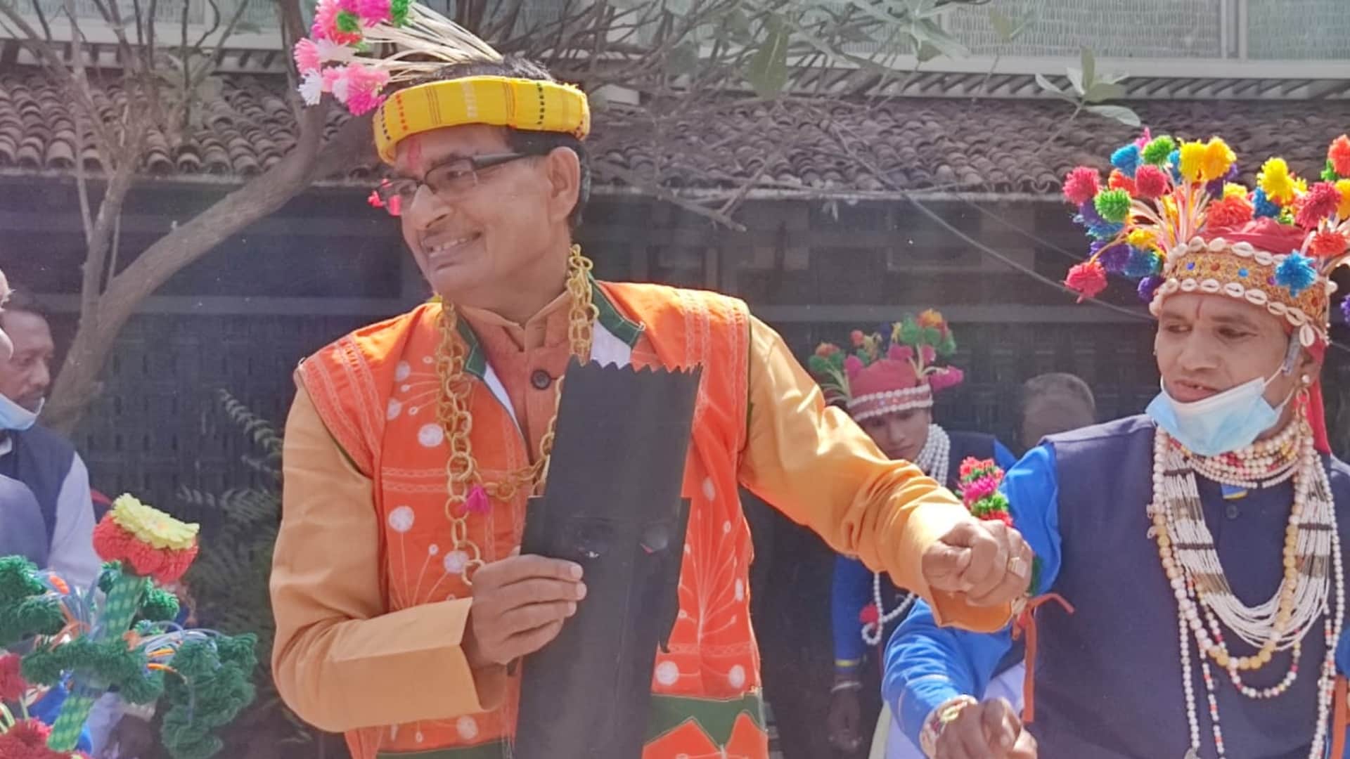 Shivraj Government will announce to implement PESA Law on tribal pride day