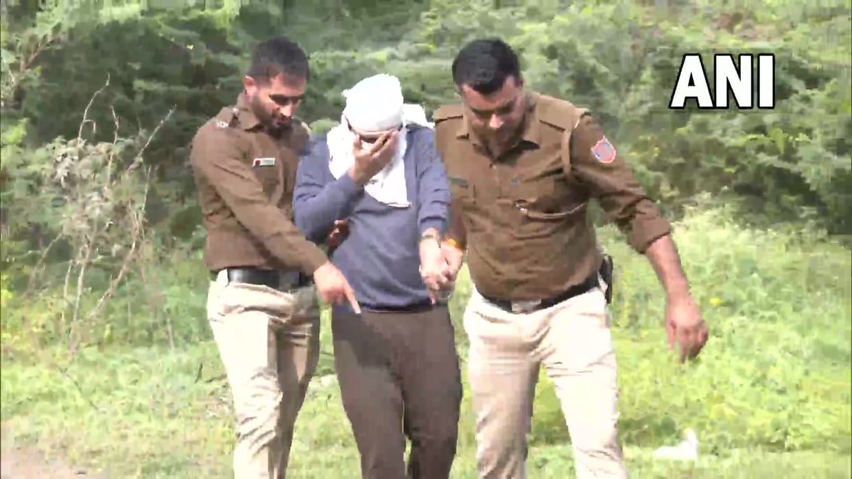 Shraddha Walker Murder Case Live Updates Aaftab Poonawala Arrest Mumbai Girl Love Story News in Hindi