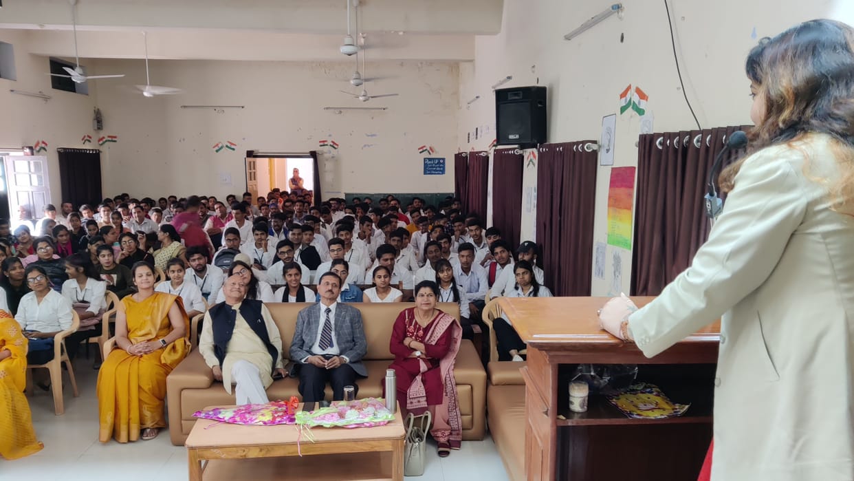 Students learned the lesson of tradition and discipline in Vaish College