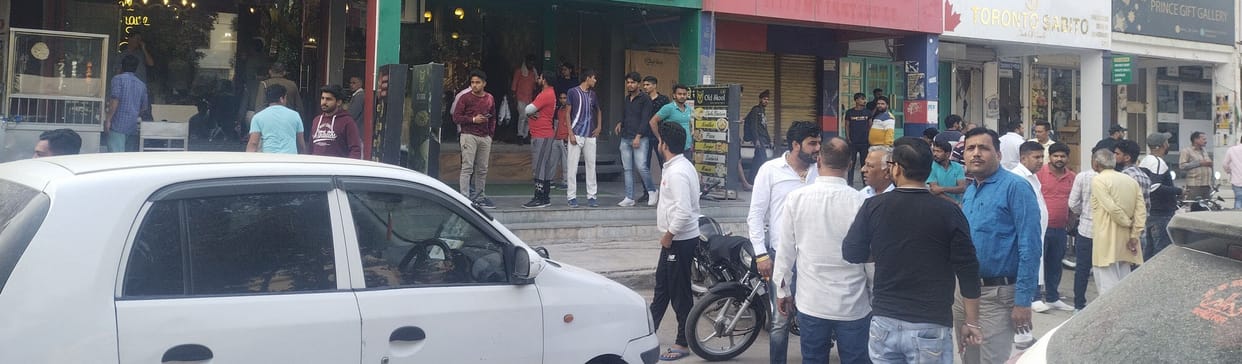 Youths made video of girls partying in restaurant, assaulted on stopping, two employees injured