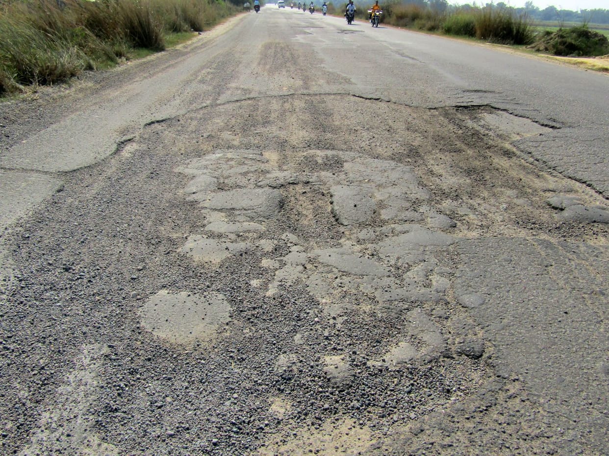 387 potholes on ten km long ring road in Akbarpur Nagar