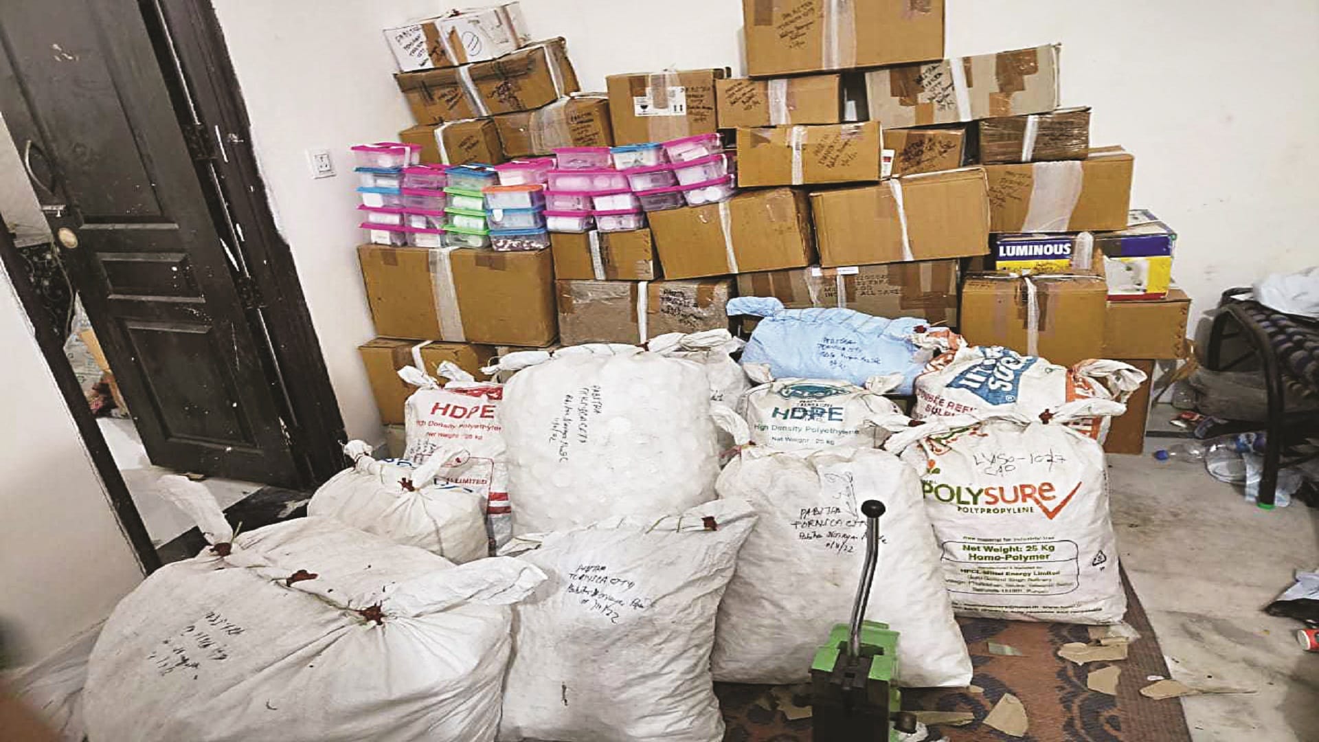 Delhi Police busted fake cancer drug factory in Sonepat, arrested seven including MBBS kingpin