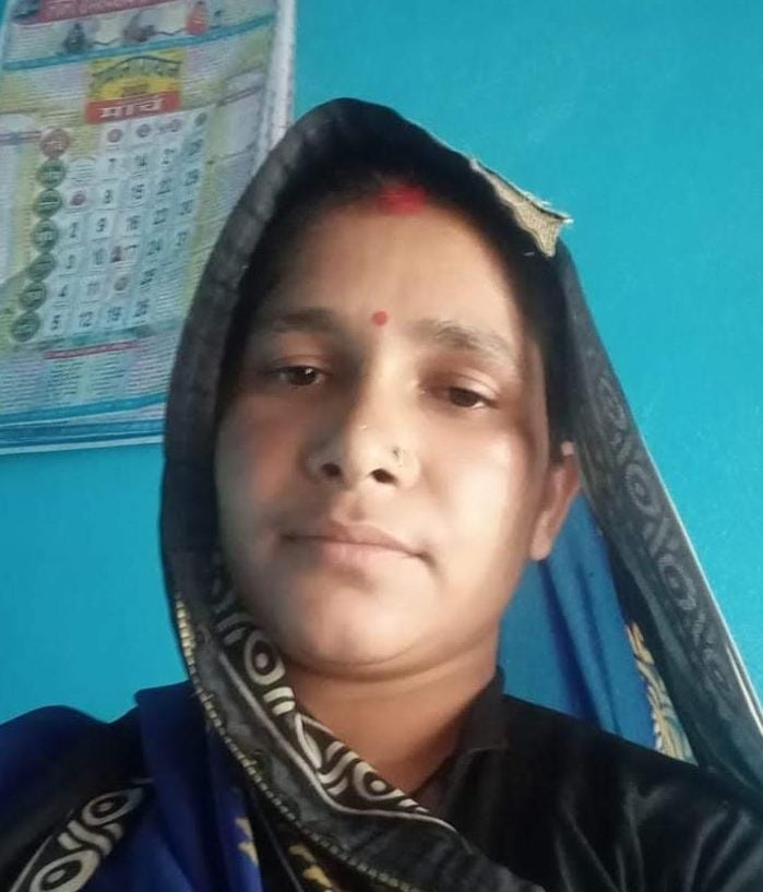 Banda: Dead body of married woman found hanging