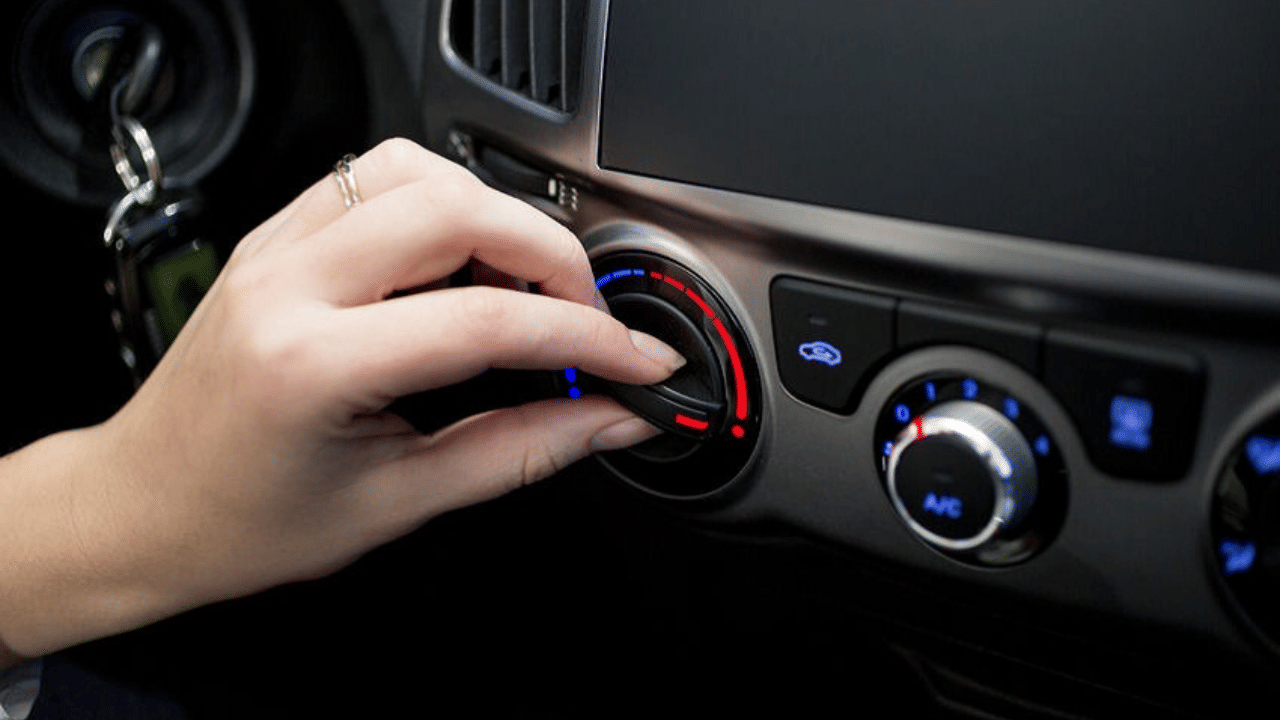 How To Prevent Fog On Car Windshield Car Driving Tips And Tricks For Winter News In Hindi