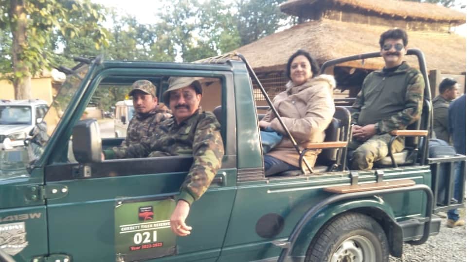 Corbett Tiger Reserve: Tourist see Modi trail and Films based on wildlife during night stay