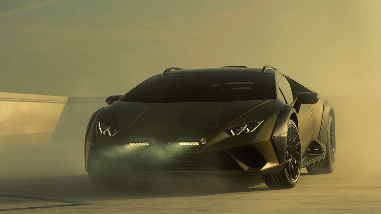 Lamborghini introduced the new supercar Huracan Sterato, know its features