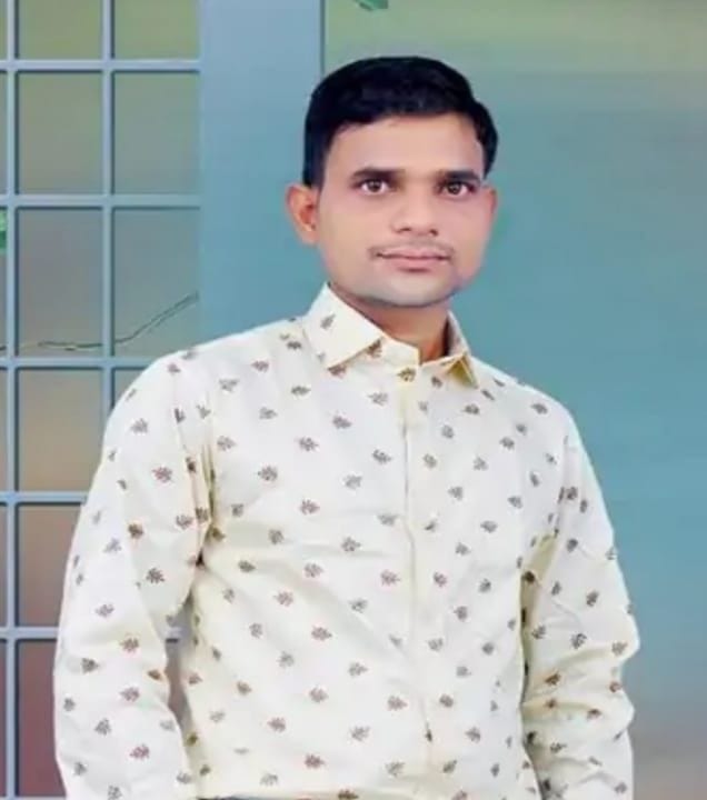 The accused who killed the mechanic who made a puncture near Kharavad were not found
