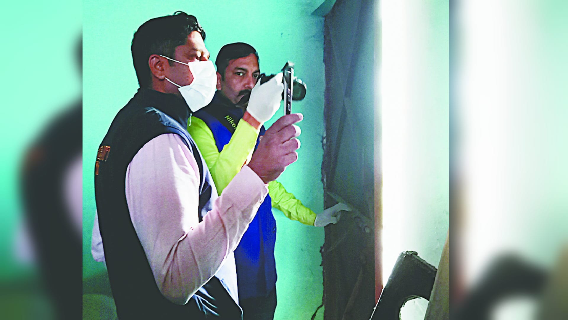 Meerut: 30 lakh robbery at SP worker house incident was carried out by taking family hostage