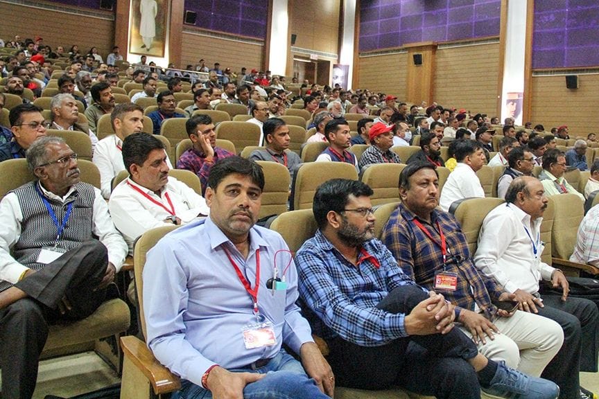 Declaration of struggle against privatization of LIC