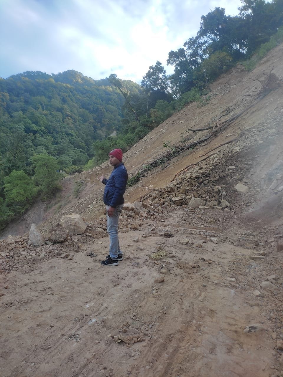 Landslide occurred on Haidakhan road, the road was obstructed for several hours