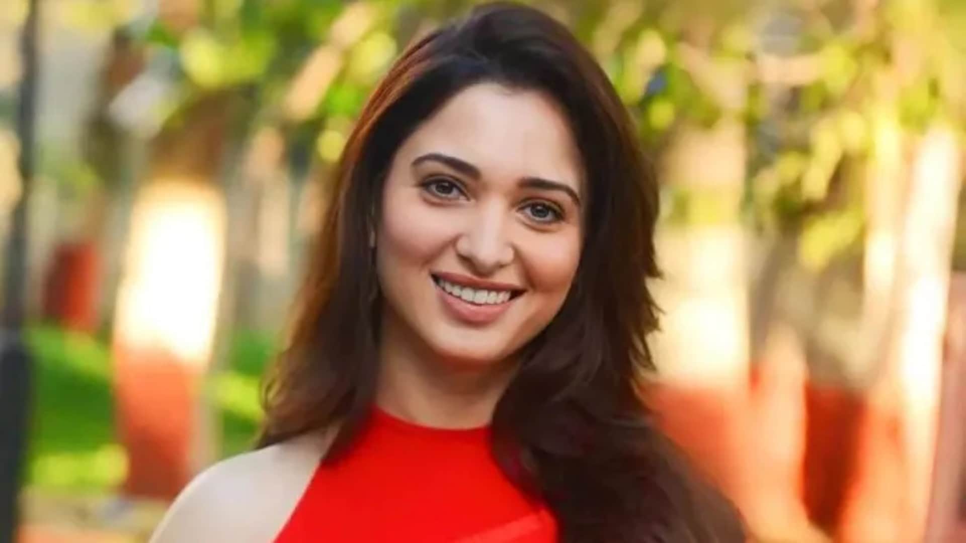 Actress Tamannah Bhatia Shares photos and videos of new year vacation in goa fans ask about Vijay Varma