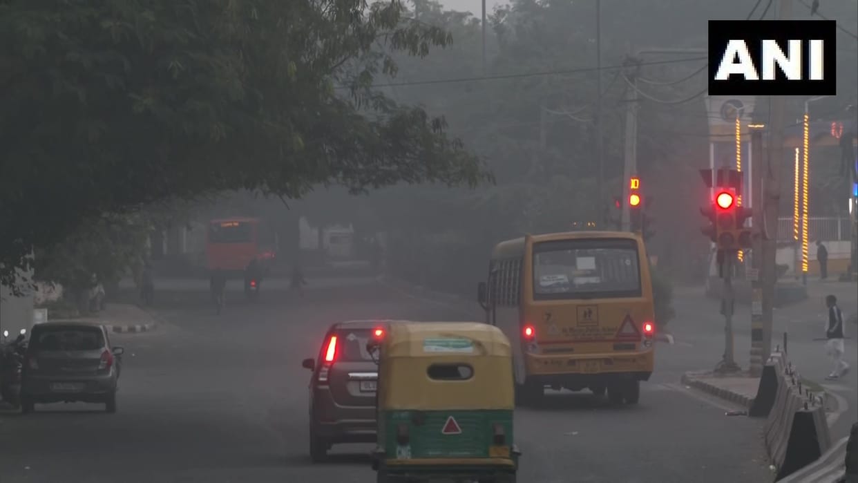 Delhi pollution today Improvement in the capital air Air Quality Index 176 record in Delhi