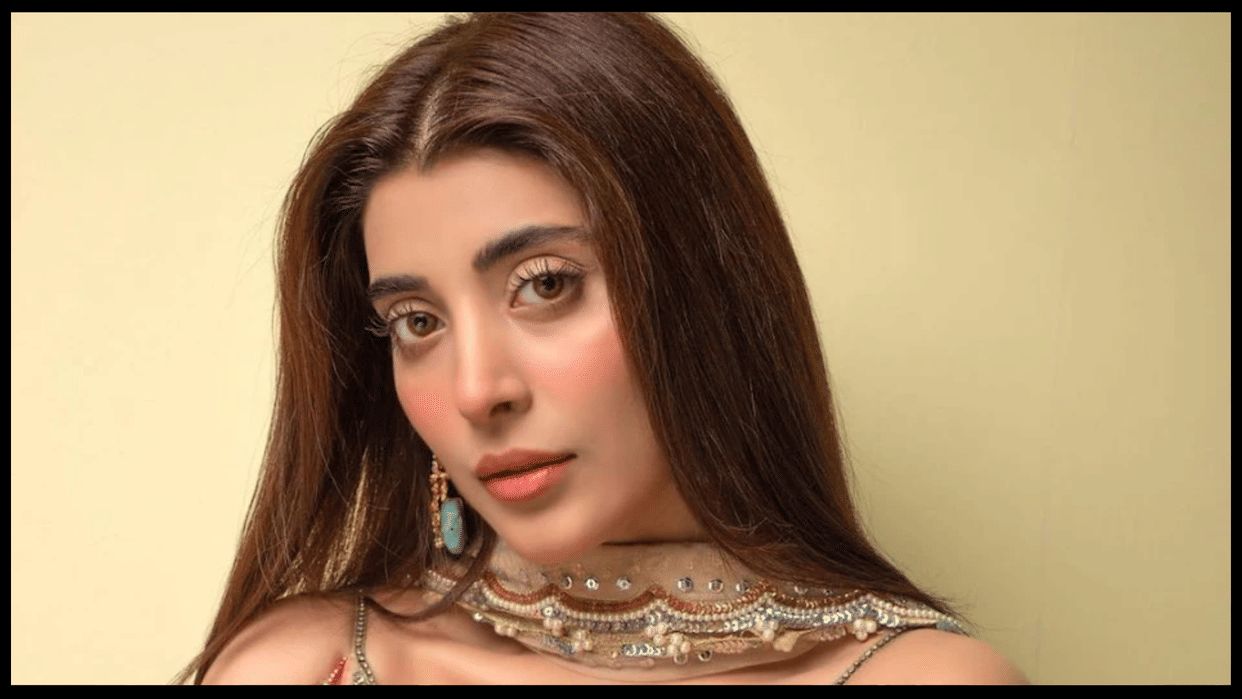 Video: pakistani actress urwa hocane trolled for her ramp walk users says aapke bas ki nahi hai