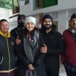 कैंची धाम पहुंचे अनुष्का और विराट कोहली