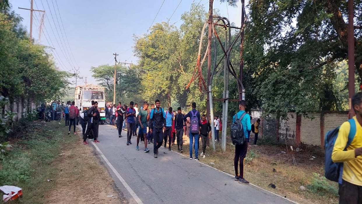 Agniveer Bharti: Youths of two tehsils of Gorakhpur, Gola Sadar and Sahajanwan, ran 240 were successful
