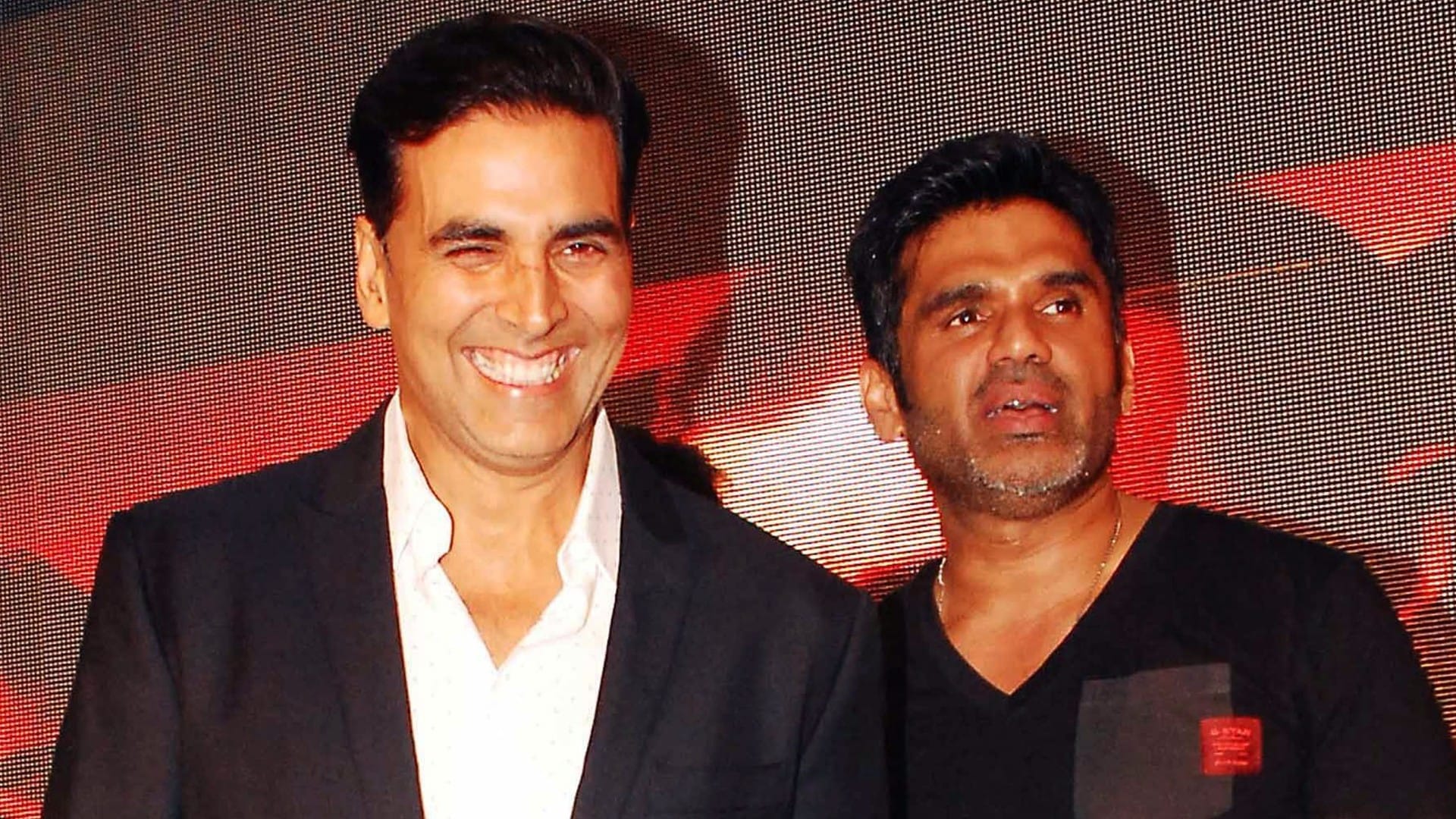 When Akshay Kumar Suniel Shetty rift in friendship because of this reason read this interesting story