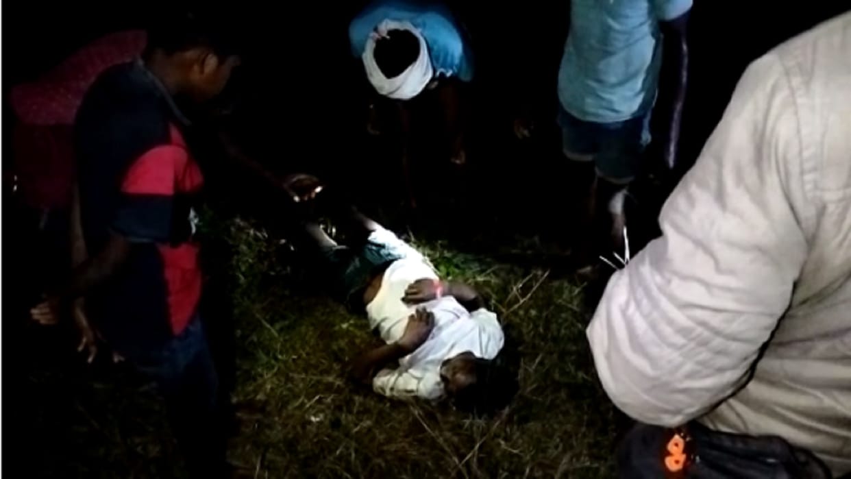 chhattisgarh villager killed due to blast in stone quarry in jashpur